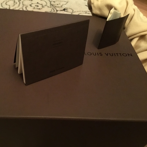 COPY - LV Box+Dust bag☺️ask for any size box, colors, dust bag, gift bag - Picture 2 of 2